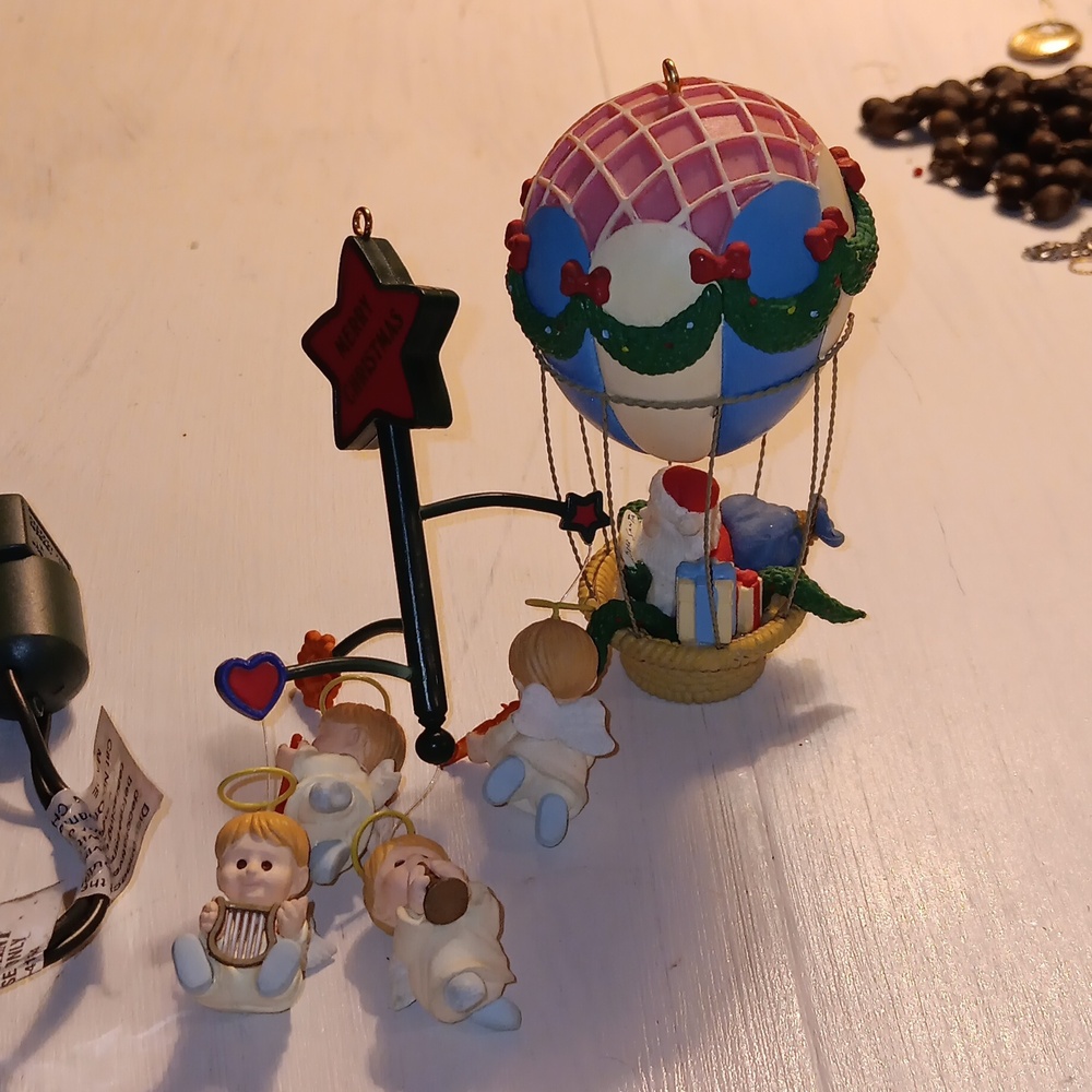 ORNAMOTION ORNAMENTS AND SPINNERS